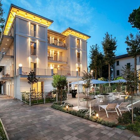 Апарт отель Elegance Риччоне Экстерьер фото